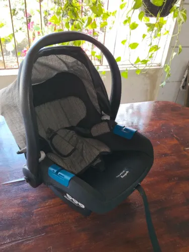Bebe confort seminovo