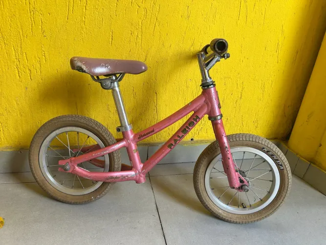Bicicleta de equilíbrio importada