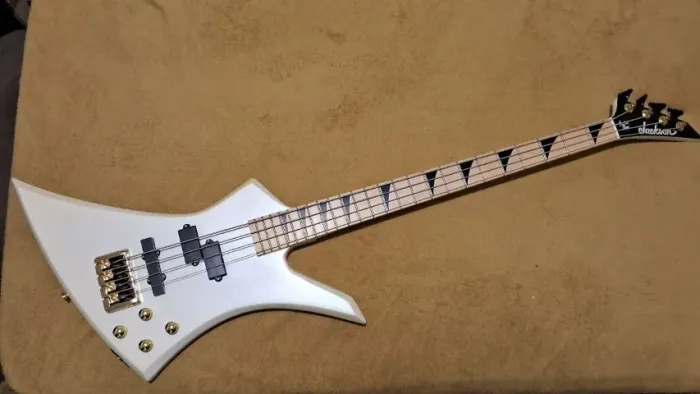 Baixo Estilo Kelly Jackson 4 cordas (Montado por Luthier)
