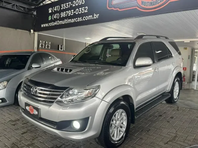 Toyota Hilux 4X2 2.4 Diesel 2013