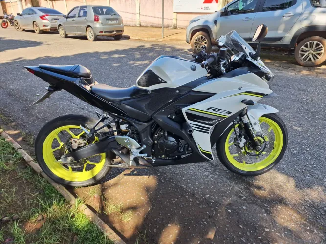 Yamaha YZF R3 2018 c/ ABS