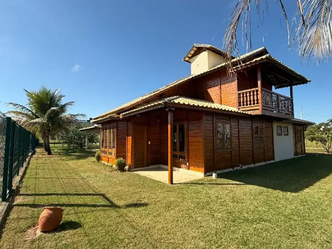 Casa em Condomínio - Portaria 24h - Lago de Furnas - Vitória Náutico Formiga - Financiável