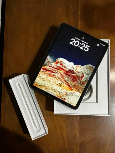 iPad Air 4ª geração Wi-Fi 64gb + caneta Pencil 2ª geração