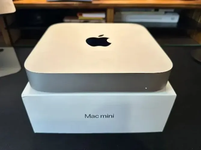 Mac mini M2 8GB 256GB - excelente estado