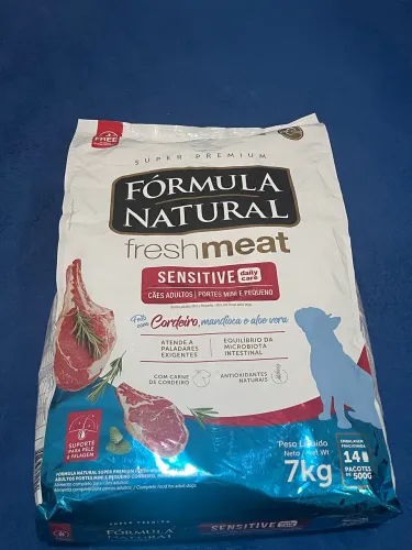 Ração fórmula natural sensitive Cordeiro