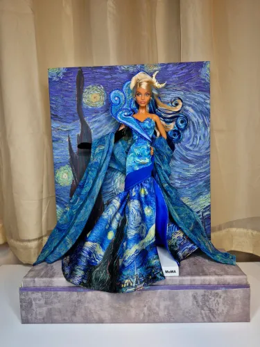 Boneca Barbie MoMA x Vincent Van Gogh ( LEIA A DESCRIÇÃO)