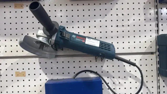 ESMERILHADEIRA 4.1/2" / 5" 125MM 900W GWS 9-125 220V - BOSCH
