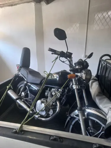Suzuki Intruder 125