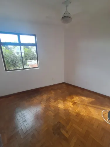 Imóvel para venda possui 100 metros quadrados com 3 quartos em Grajaú - Belo Horizonte - M