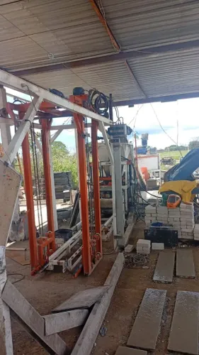 Máquina de Bloco Hidráulica 4-3-2 + Formas + 1.000 Tábuas - Completa!