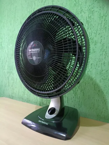 Ventilador Mondial 40 cm (tamanho grande). Seminovo. Perfeito funcionamento. Excelente