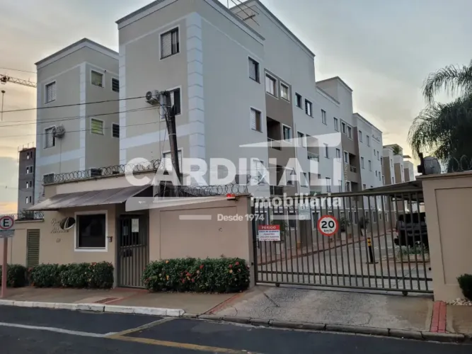 Apartamento Dúplex disponível para venda, no centro da cidade.