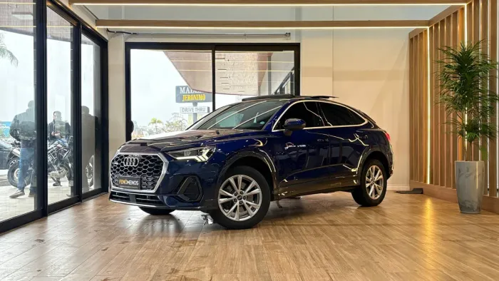 Audi Q3 SPB Perf. Black 2.0 TFSI Tipt. Quat. 2023