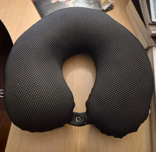 Tavesseiro /almofada FOM para viagem
