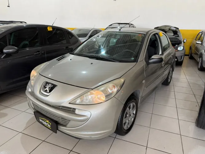 Peugeot 207 XR Sport 1.4 Flex 8V 5P 2012