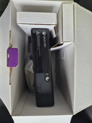 Microsoft Xbox 360 + Kinect E 4GB Standard cor preto - Excelente