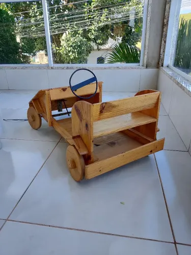 Carrinho Artesanal para criança 