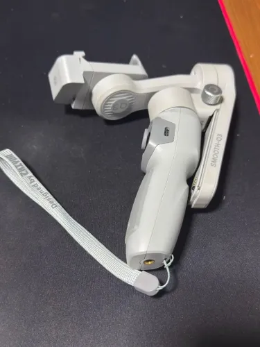 Estabilizador Zhiyun Smooth-Q3 em estado de novo - 265,00 no pix