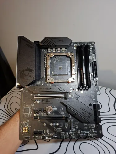 B550 Msi Gaming Plus + 32Gb Ram