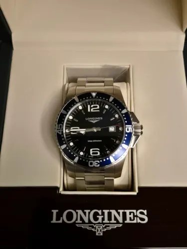 Longines HydroConquest Quartz 44 mm