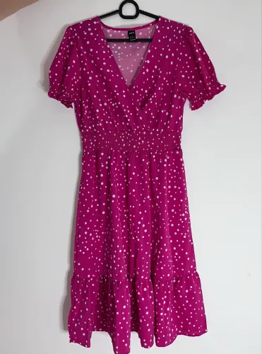 Vestido rosa poá manga curta lastex na cintura