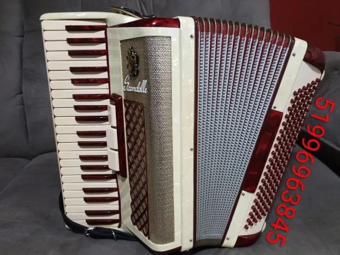 Acordeon scandalli 120 bx