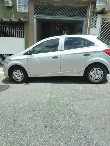 Chevrolet Onix Hatch LS 1.0 8V Flex Power Mec. 4P 2015