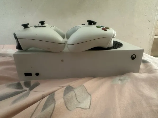Xbox série s 512gb com caixa 