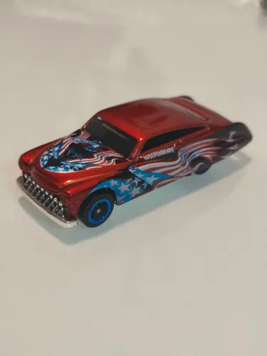 Hot Wheels Purple Passion 2004 Import  Classics Mercury 1/64