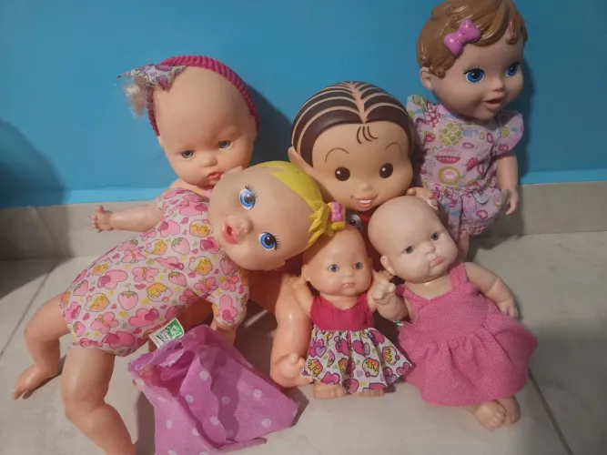 Coleçâo de lindas bonecas