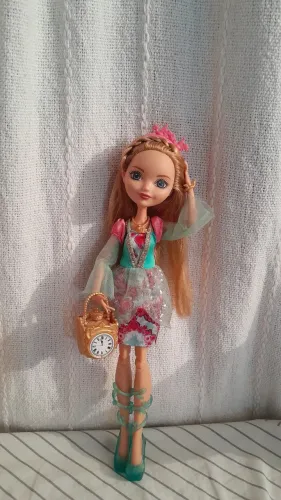 Boneca Ever After High Ashlynn Ella Primeiro Capitulo