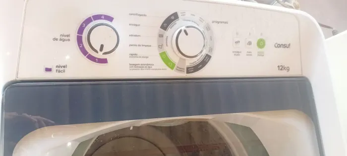 Vendo máquina de lavar automática 12 kilos faz tudo inox