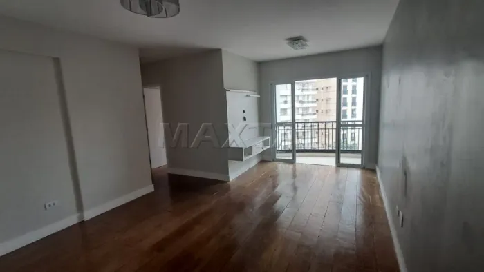 Apartamento situado no Alto de Santana, 86m², 3 dormitórios, 1 suíte, sala com sacada, 2 v