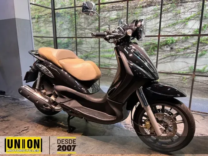 Piaggio Beverly 500 Cruiser
