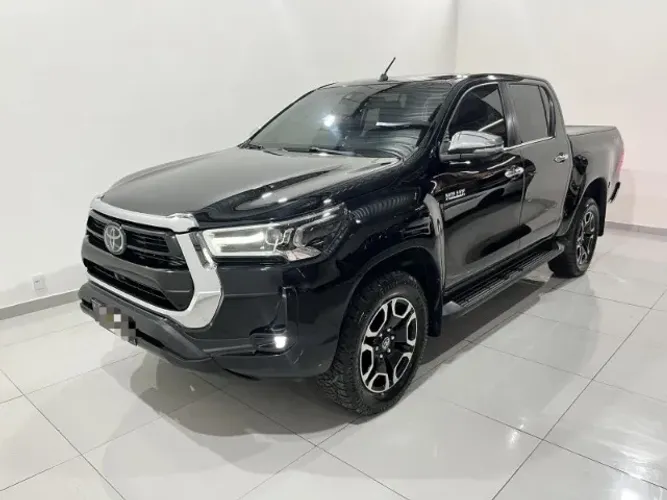 Toyota Hilux CD SRX 4X4 2.8 TDI 16V Diesel Aut. 2023