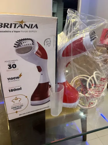 Passadeira a Vapor Britânia BVP02V - Muito Nova | Com Caixa e Acessórios