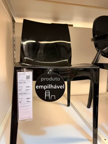Cadeiras empilháveis TOKSTOK