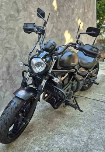 KAWASAKI VULCAN S 650 <br>ANO: 2021<br>38.700 Km<br>Única dona<br>IPVA 2026: PAGO<br>DOCUMENTO 2026: OK<br>