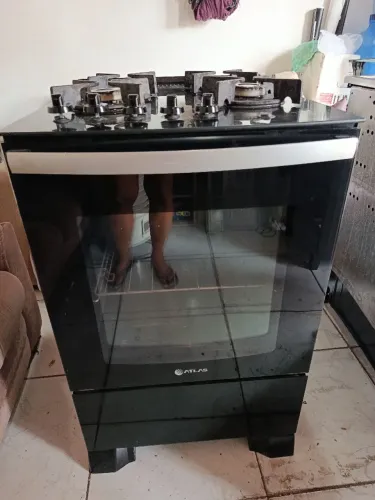 Fogão Atlas Utop ótimo estado. Faço entrega 