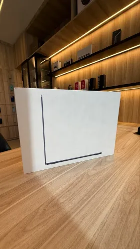 MacBook Air M4 16Gb/256GB 15.3 polegadas - Novo