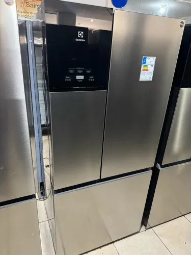 Geladeira Electrolux 03 portas