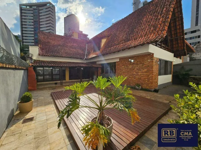 Casa para aluguel no Luxemburgo / Cidade Jardim em Belo Horizonte