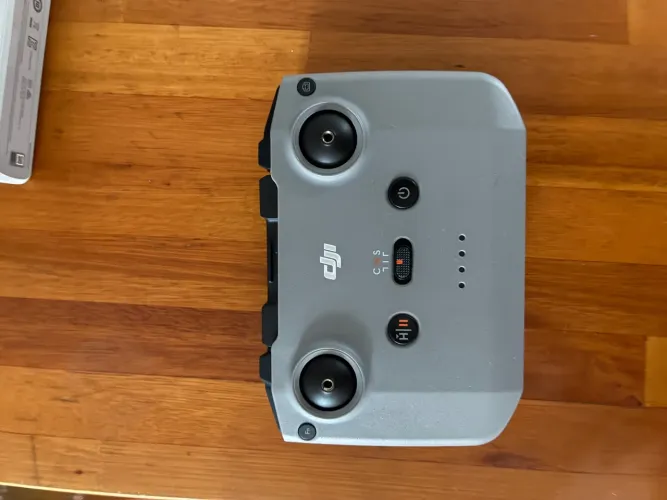 Controle Dji RC-N3 (Neo, Neo 2, mini 4 e 5 Pro, Air 3S, Flip)