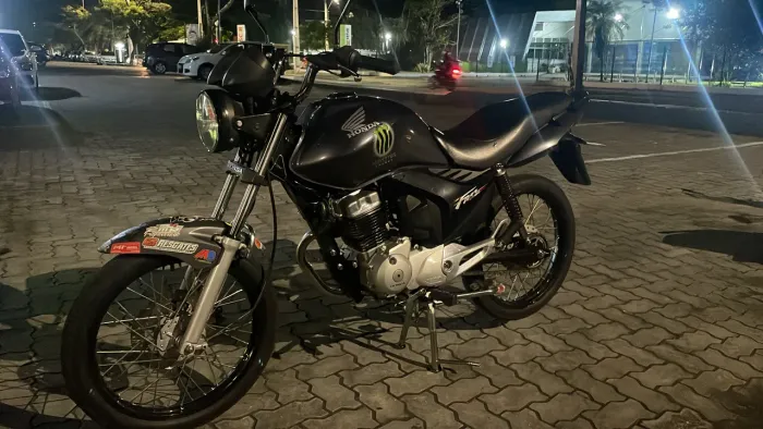 Vendo ou trocoFan 150 2012