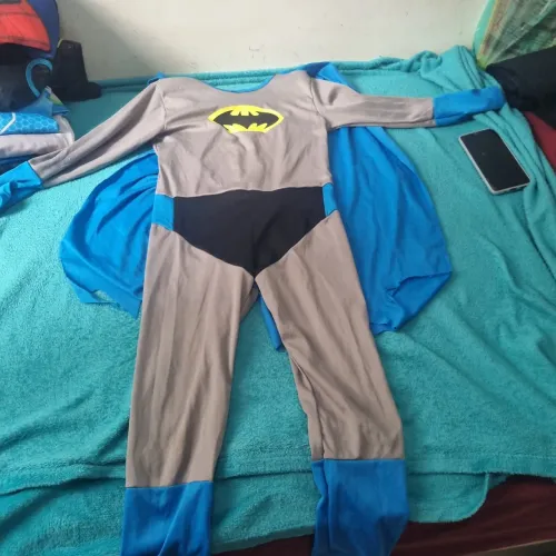 Fantasia  do Batman  tamanho  7 a 8 anos 