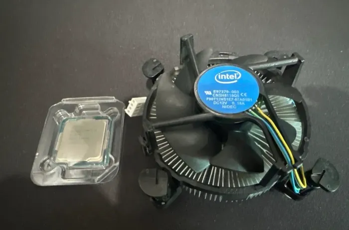 Processador Pentium Gold 5420 8º geração