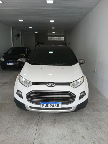 Ford Ecosport Freestyle 1.6 16V Flex 5P 2014