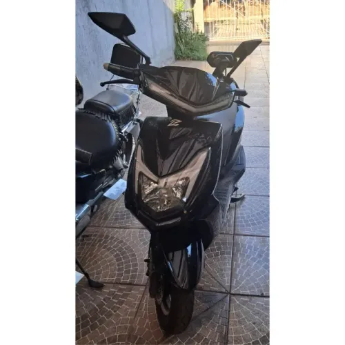 Conduzzn 1000cc - Apenas 1 Ano de Uso - Não Exige Habilitação nem Emplacamento