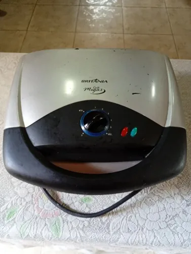 Grill mega 2 Britânia