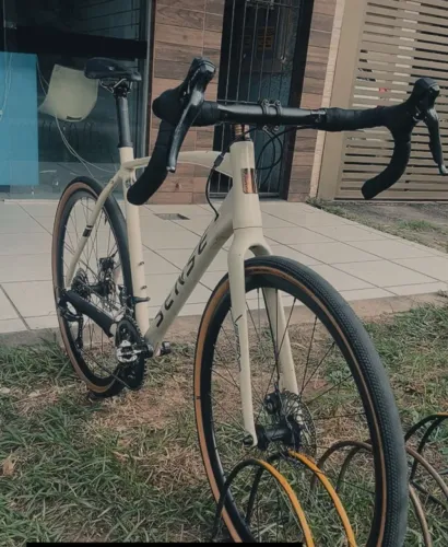 Bike Gravel Sense Versa